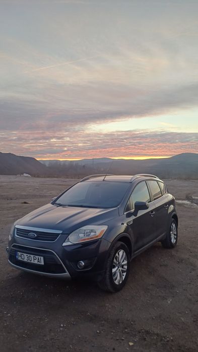 Vând Ford Kuga 2009