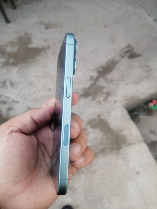 iPhone 16 teal 128