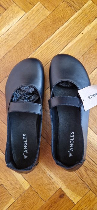 Боси обувки Angles