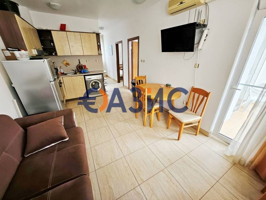 Продава се Тристаен апартамент в к.к. Слънчев бряг - 71 кв.м за 521 €/кв.м - Снимка #3