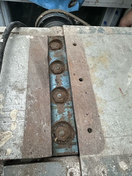 Mașina de tâmplărie. , universala . Precizia București