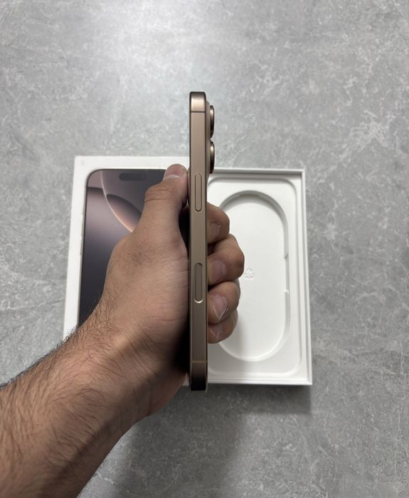 Iphone 16 Pro Desert