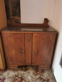 Старинен/Античен шкаф с мраморен плот