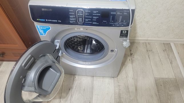 Продаю стиральную машину самсунг
