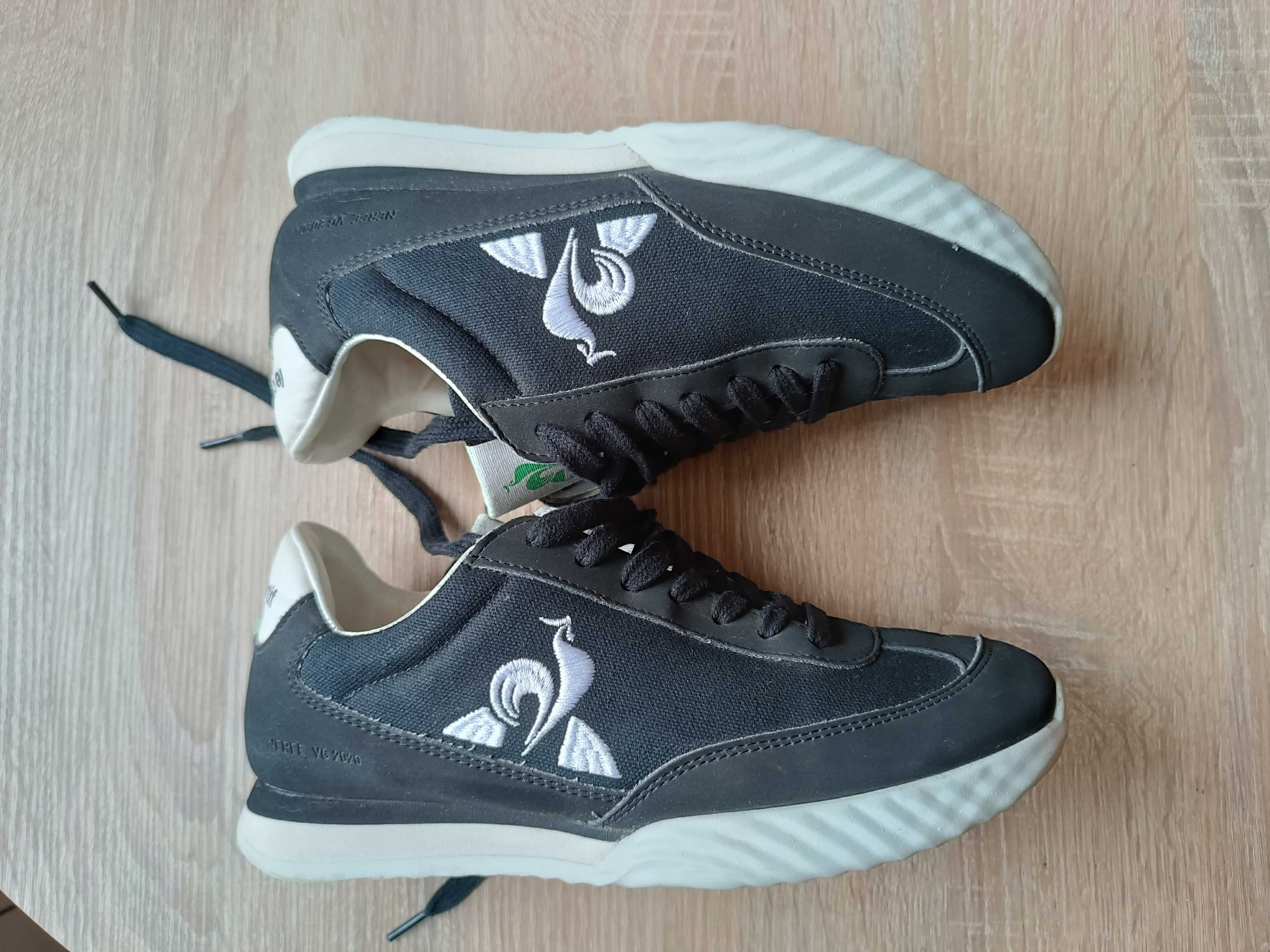 Маратонки Nike/Adidas/Le coq