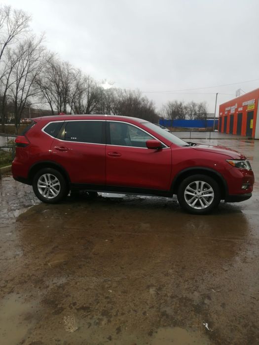 Nissan Rogue 2016 продается или обмен на квартиру