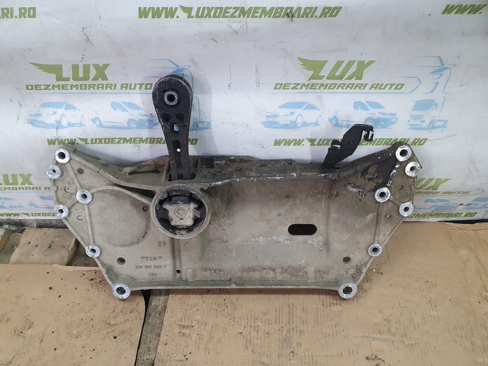 Jug cadru motor 1k0199369f Volkswagen VW Touran 1 [2003 - 2006]