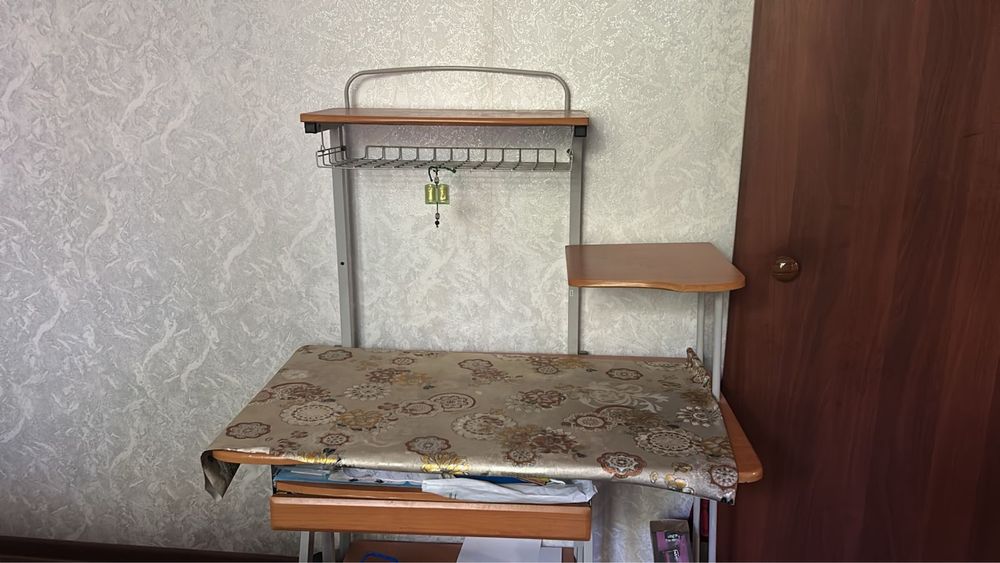 Парта, кресло раздвижное