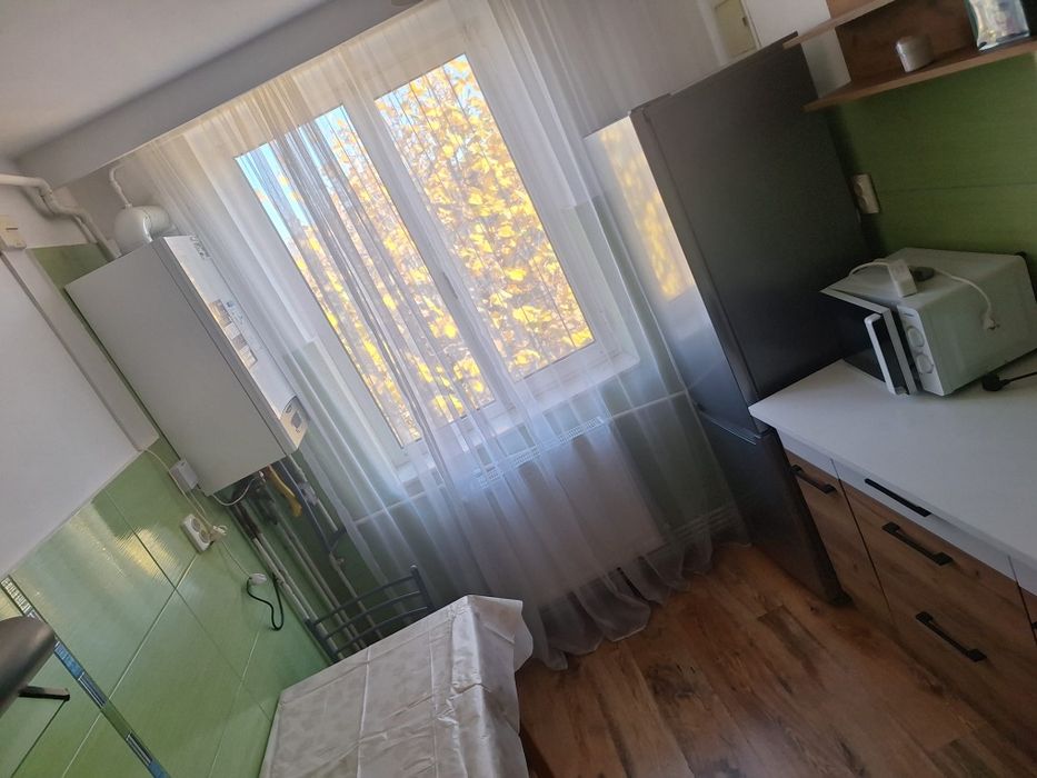 Vand apartament 2 camere confort 1 SD in Craiovei