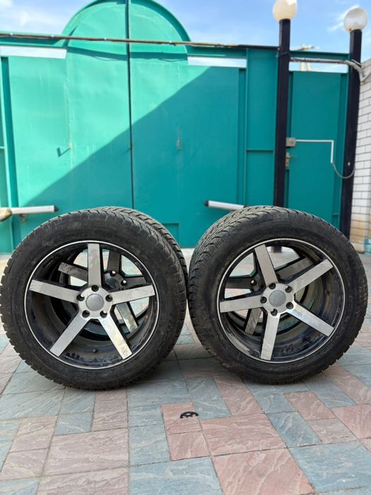 235/55 R18 Продам !  Комплект шины с дисками зимние!