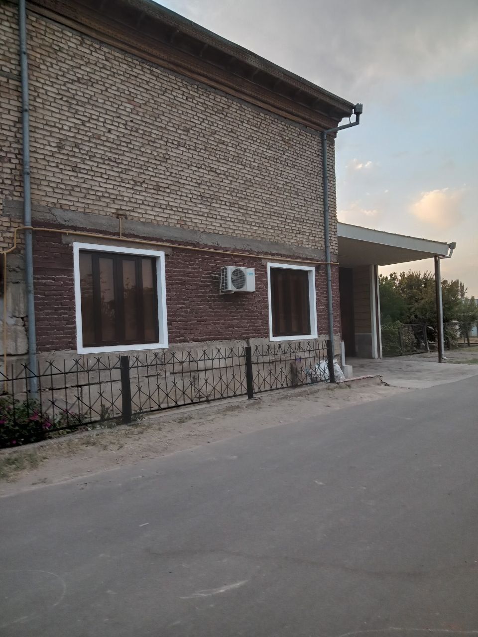 Срочна сотилади Участка,ховли,коттедж