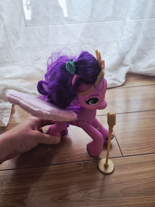 Figurina My Little Pony Pipp Petals
