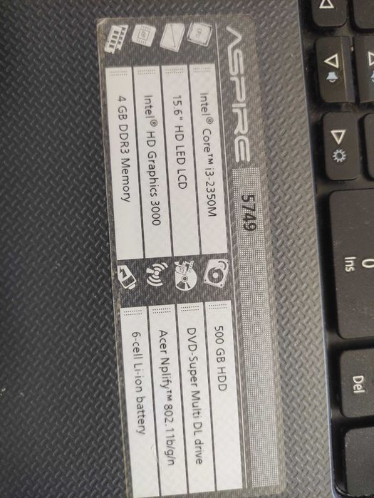 Лаптоп Acer Aspire i3 2350 M 15.6