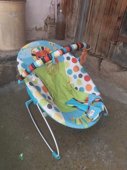 Vând  produse pentru bebeluși