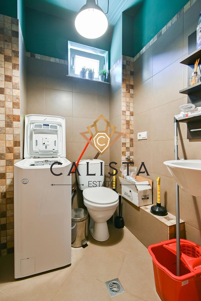 Дава се под наем Тристаен апартамент в София, Център - 110 кв.м за 875 € - Снимка #11
