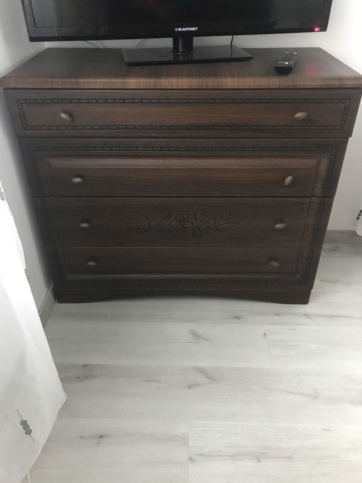 Vand mobila dormitor