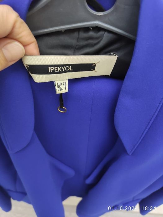 Продам от хорошего бренда костюм