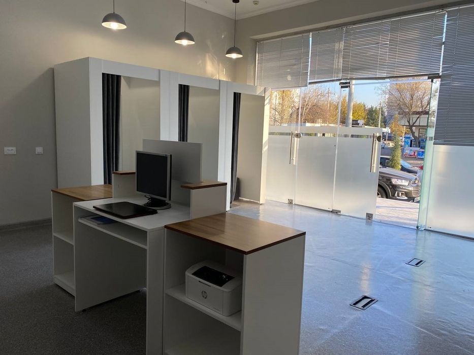 Аренда  70 квадрат 1- линия йу́л юзасида жойлашган