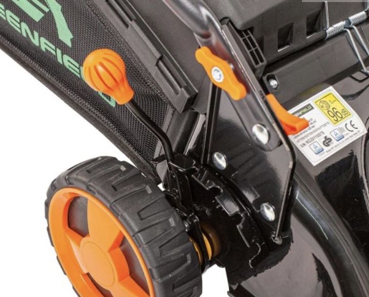 Masina de tuns gazonul cu autopropulsie Greenfield G-MTG421A-T6