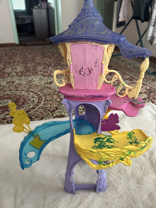 оригинальный домик рапунцель