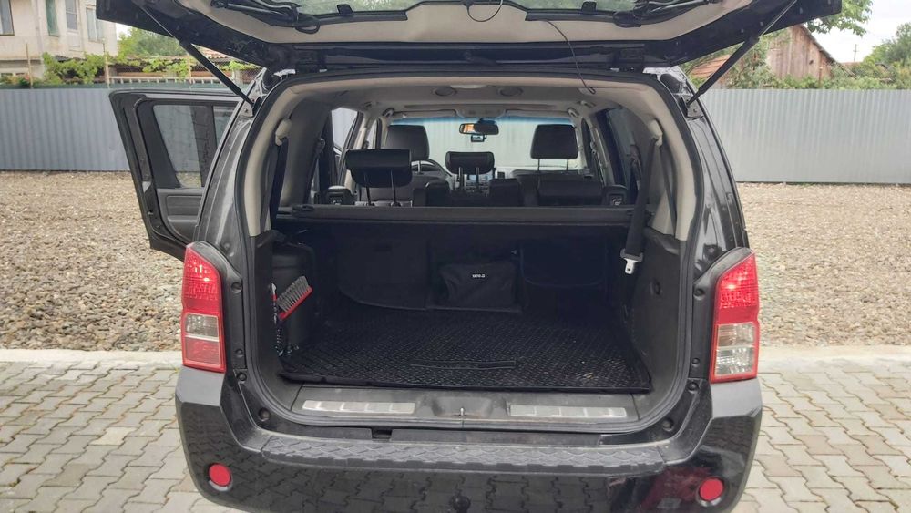 Nissan Pathfinder 2.5, LE , 171CP, Manual , 2007, Model Full