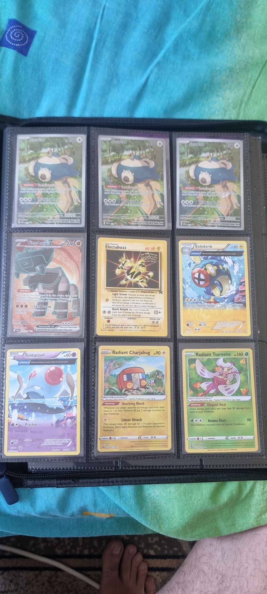 Pokemon TCG карти различни персонализирани пакове