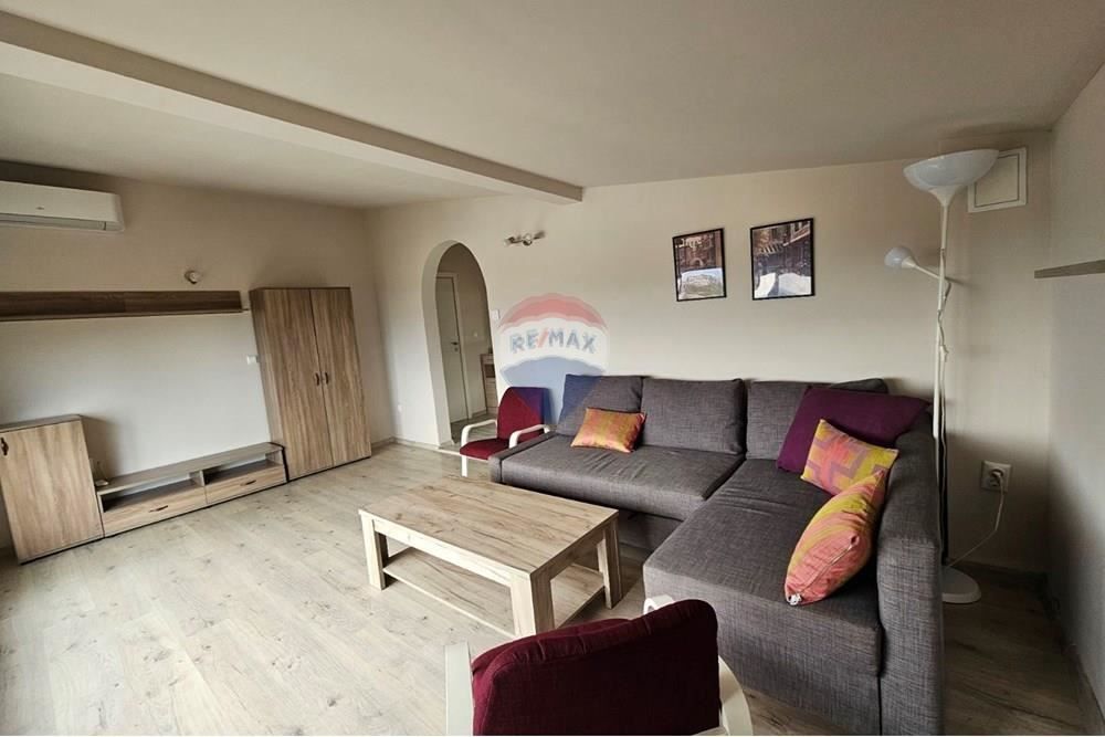 Двустаен апартамент в м-ст Акчелар Д.В