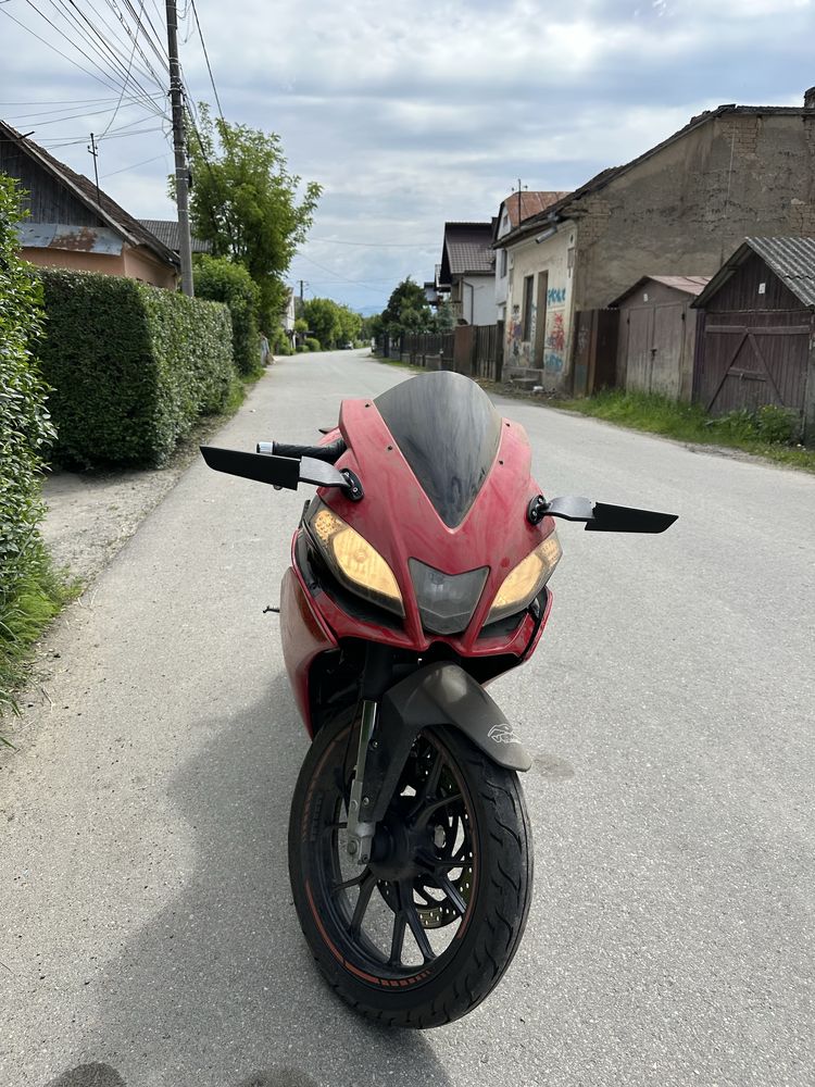 Aprilia RS4 125 (nu: yamaha, ktm, honda, kawasaki)