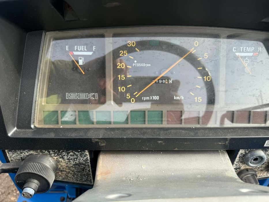 Челен товарач ISEKI TA270