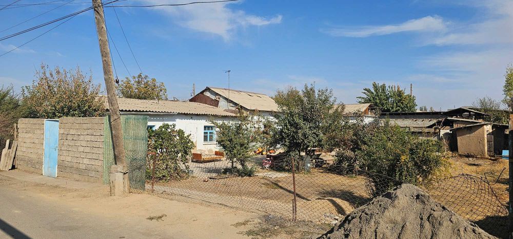 Продаю дом в Янгибазаре