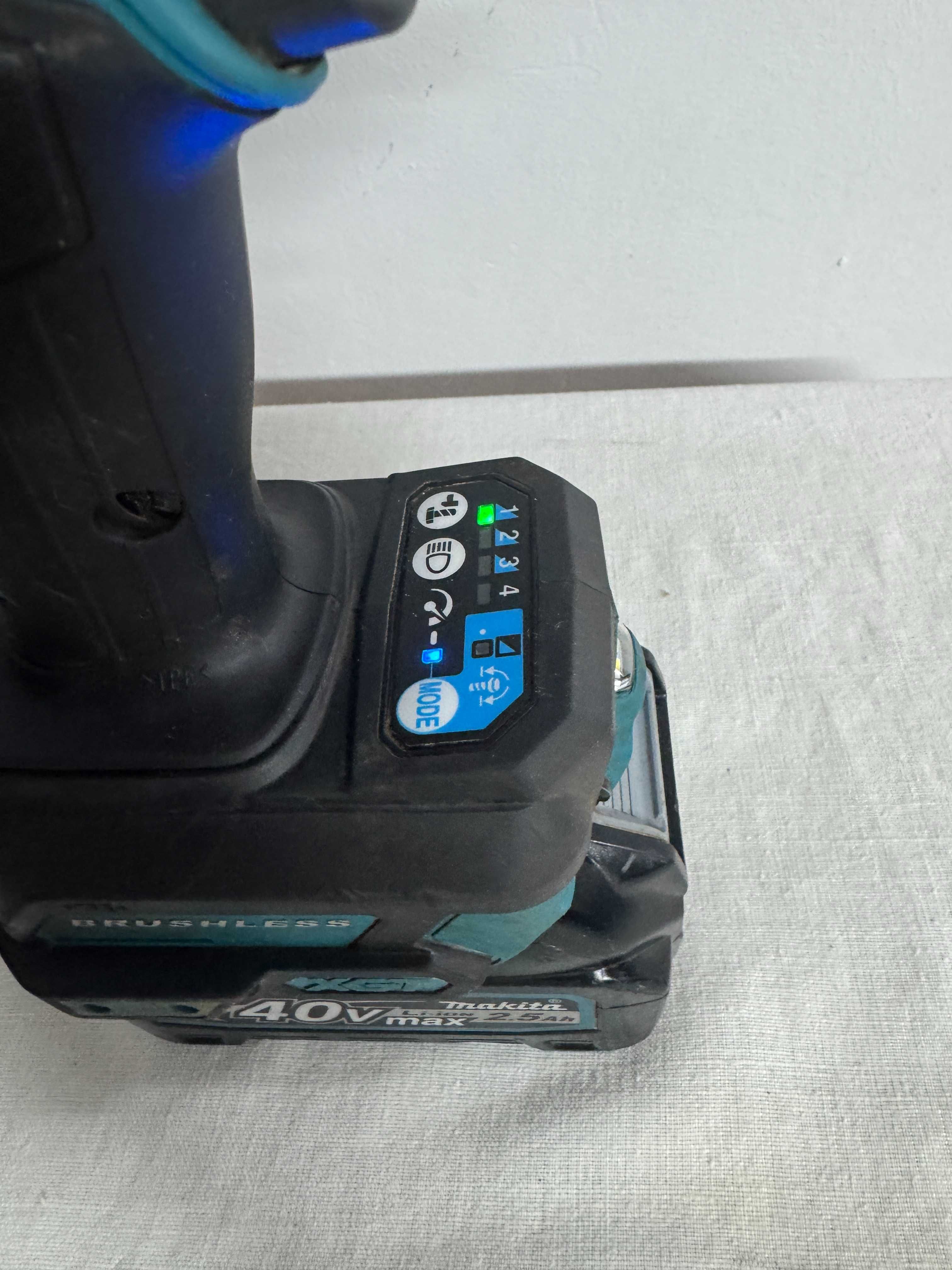 Акумулаторен ударен Гайковерт MAKITA TW001G/40V/1800Nm+батерия/зарядно