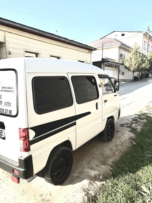 Damas srochna sotiladi