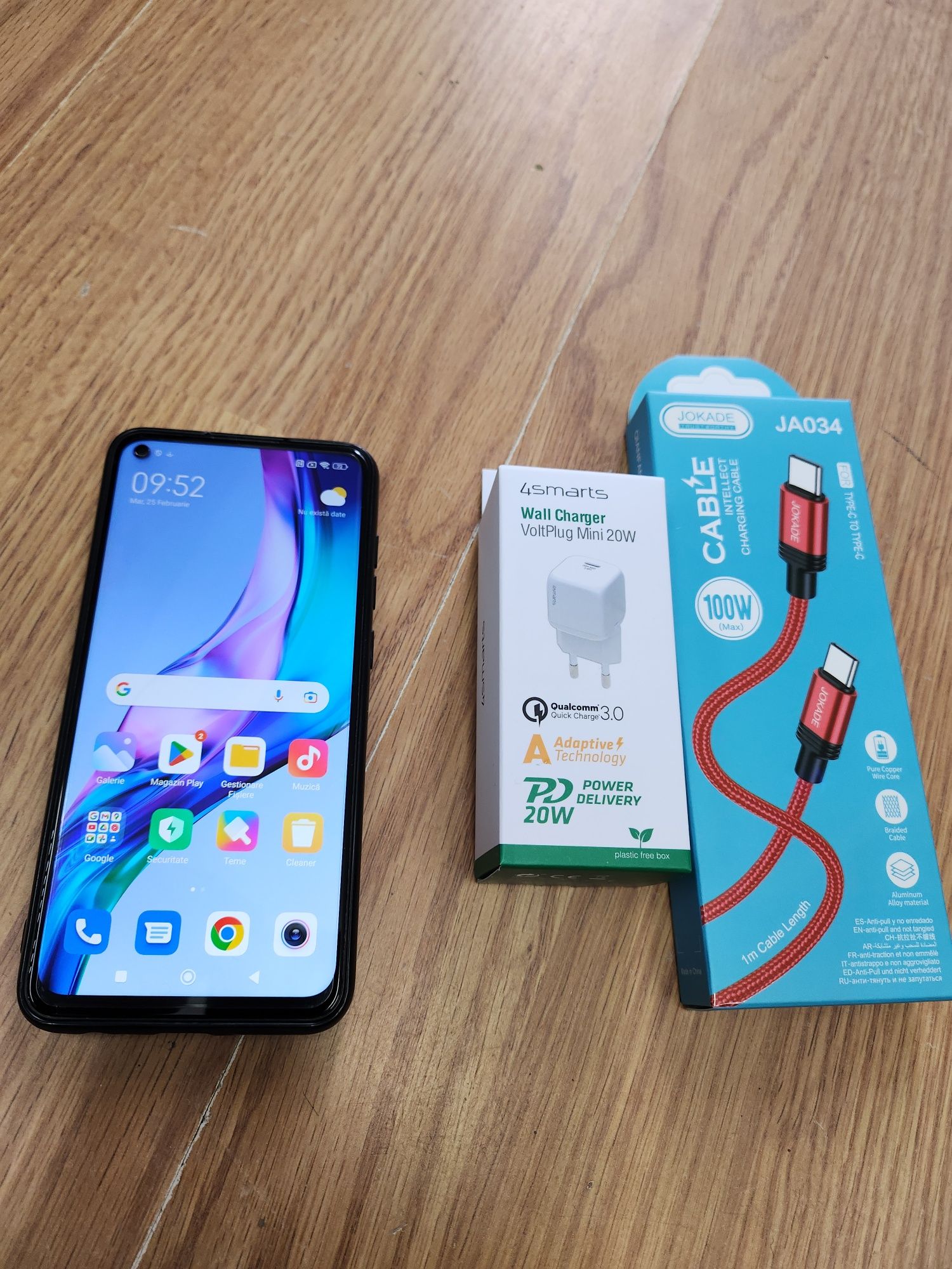Vand Redmi Note 9 stare foarte bună.