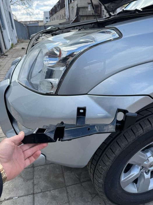 Крепление переадресованного бампера Тойота Прадо 120 gx470