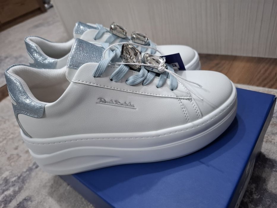 Adidasi dama cu platforma