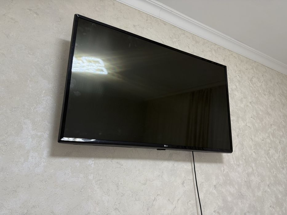 Телевизор LG Smart TV