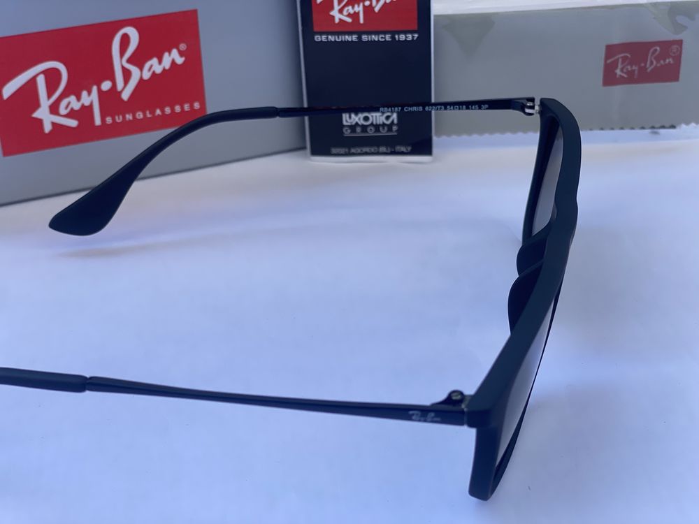 Ochelari de soare RAY BAN 4187 CHRIS Polarizati Noi