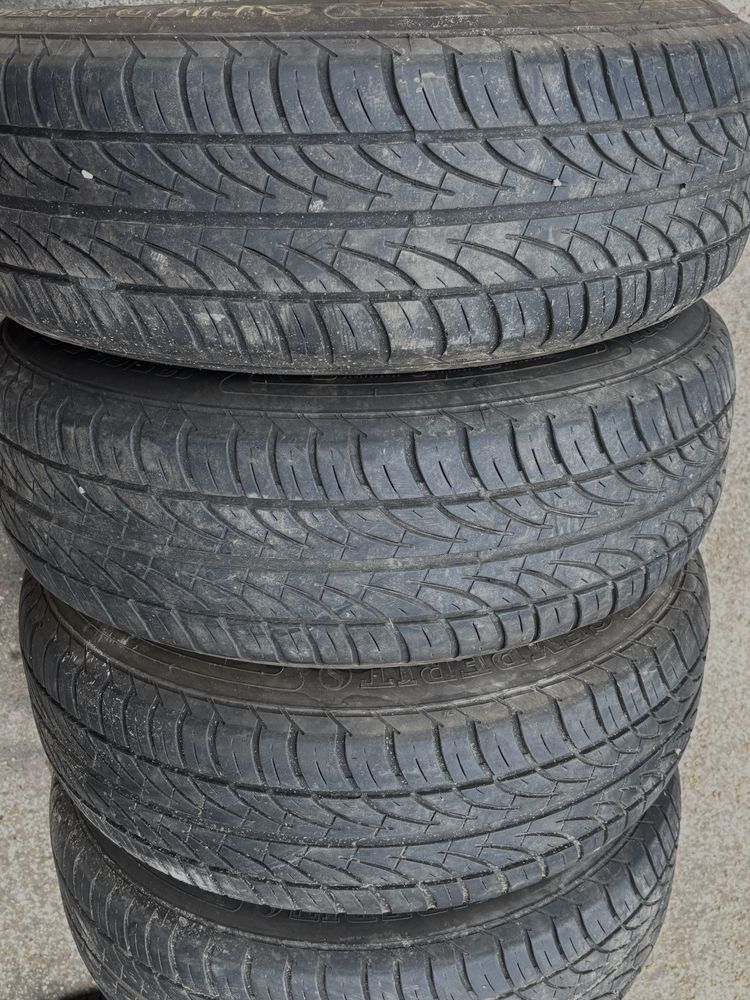 195/65 R15 4бр летни гуми