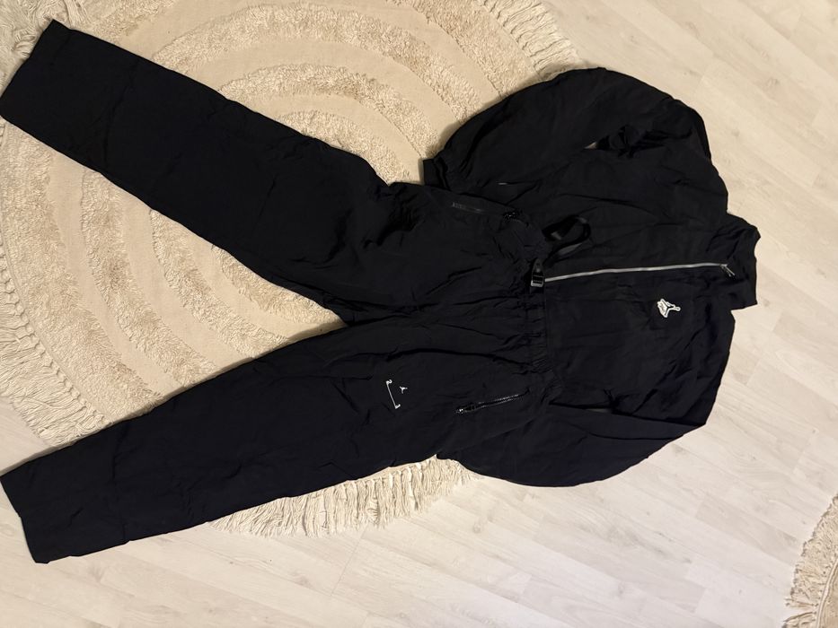 Haine under armour , nike si adidas