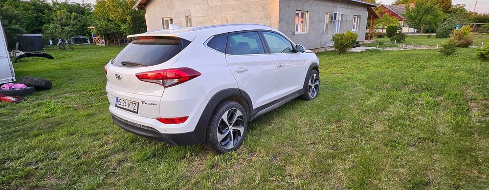 Se dezmembrează hyundai tucson 2017