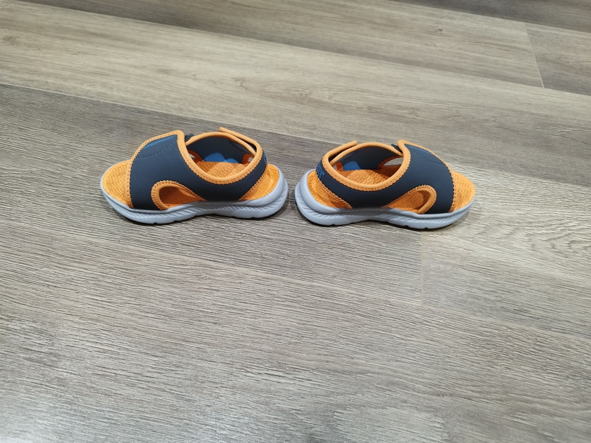 Sandale Skechers mărimea 25