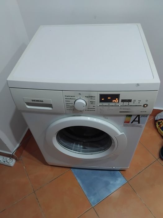 Vând mașină de spălat rufe. SIEMENS