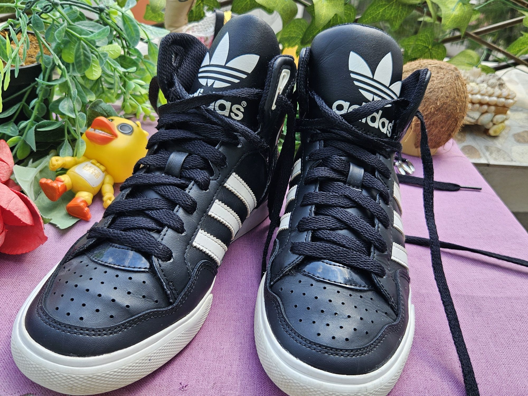 Adidas дамски кожени кецове N37