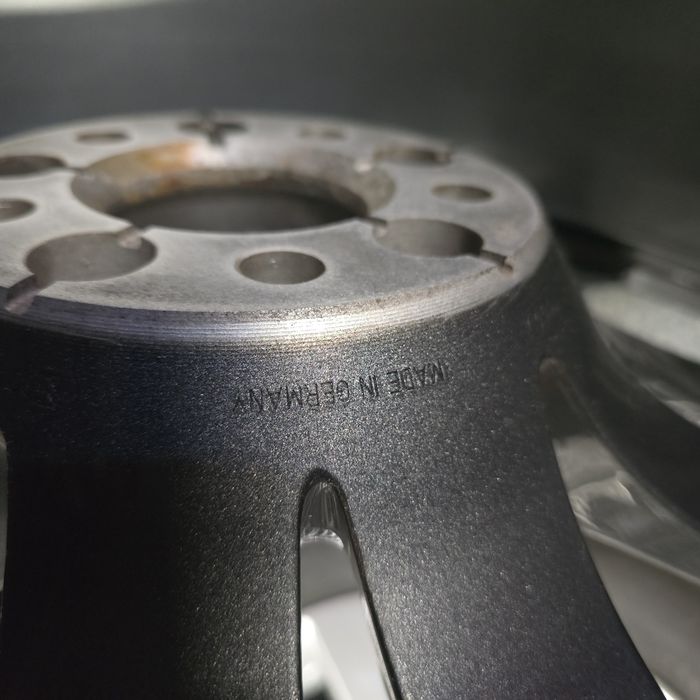 Оригинални джанти Ауди кю8 кю7 Q8 Q7 гуми 285 40 22