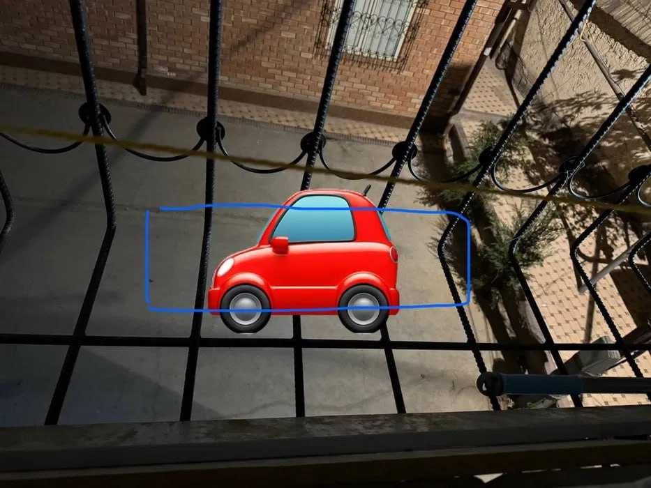 Мирзо-Улугбек, район Максима Горького; рядом школа Diplomat, БУЗ базар