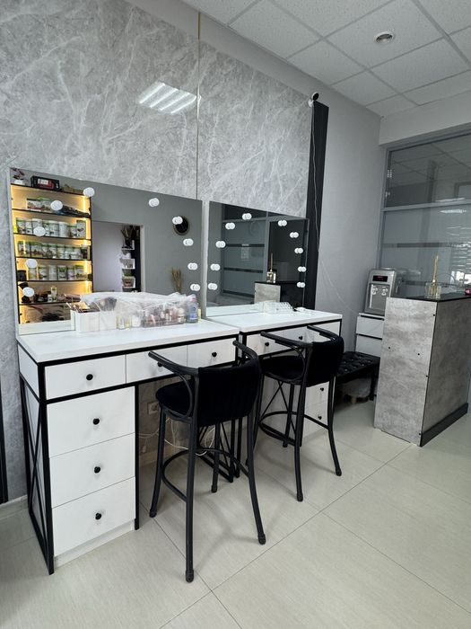 Сдам в аренду  визажное хаир,место