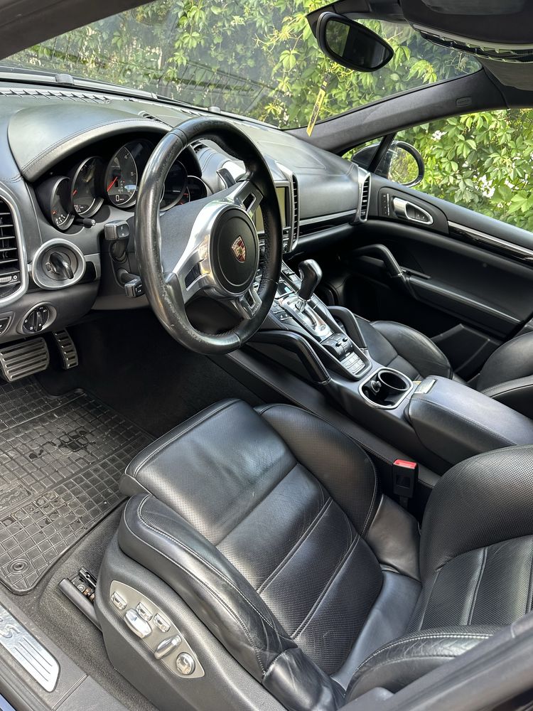 Porsche Cayenne 4.2V8 TDI