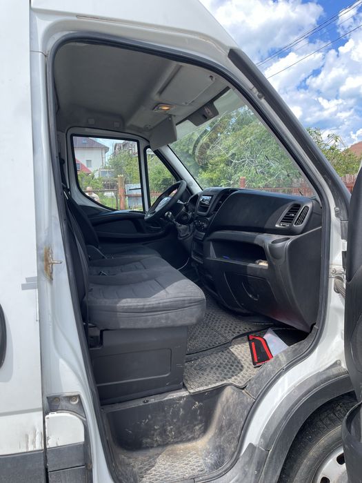 Iveco Daily 2.3 Diesel 146CP | 2016 | 3.5T| revizii la zi | 231.000 km
