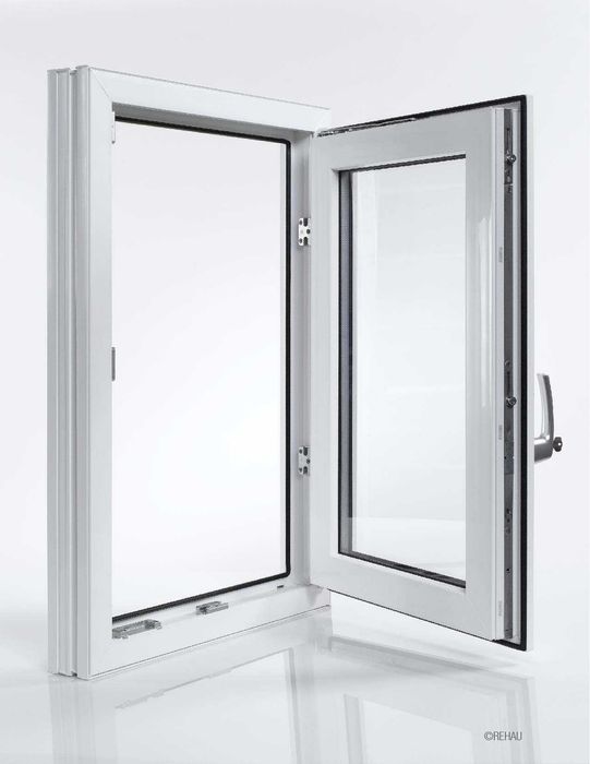 Продам пластиковое окно