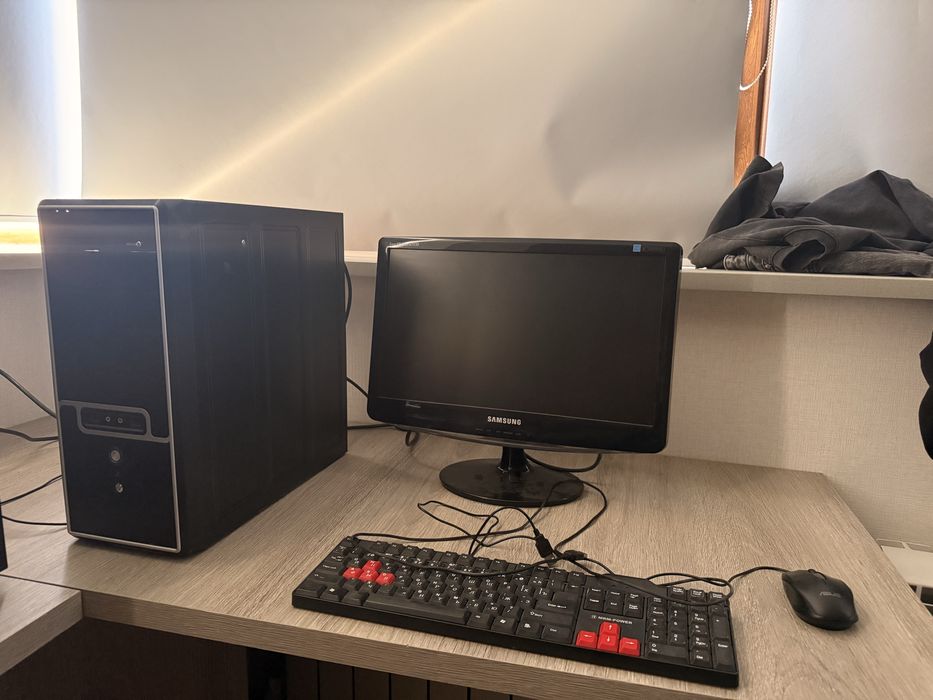 офисный компьютер